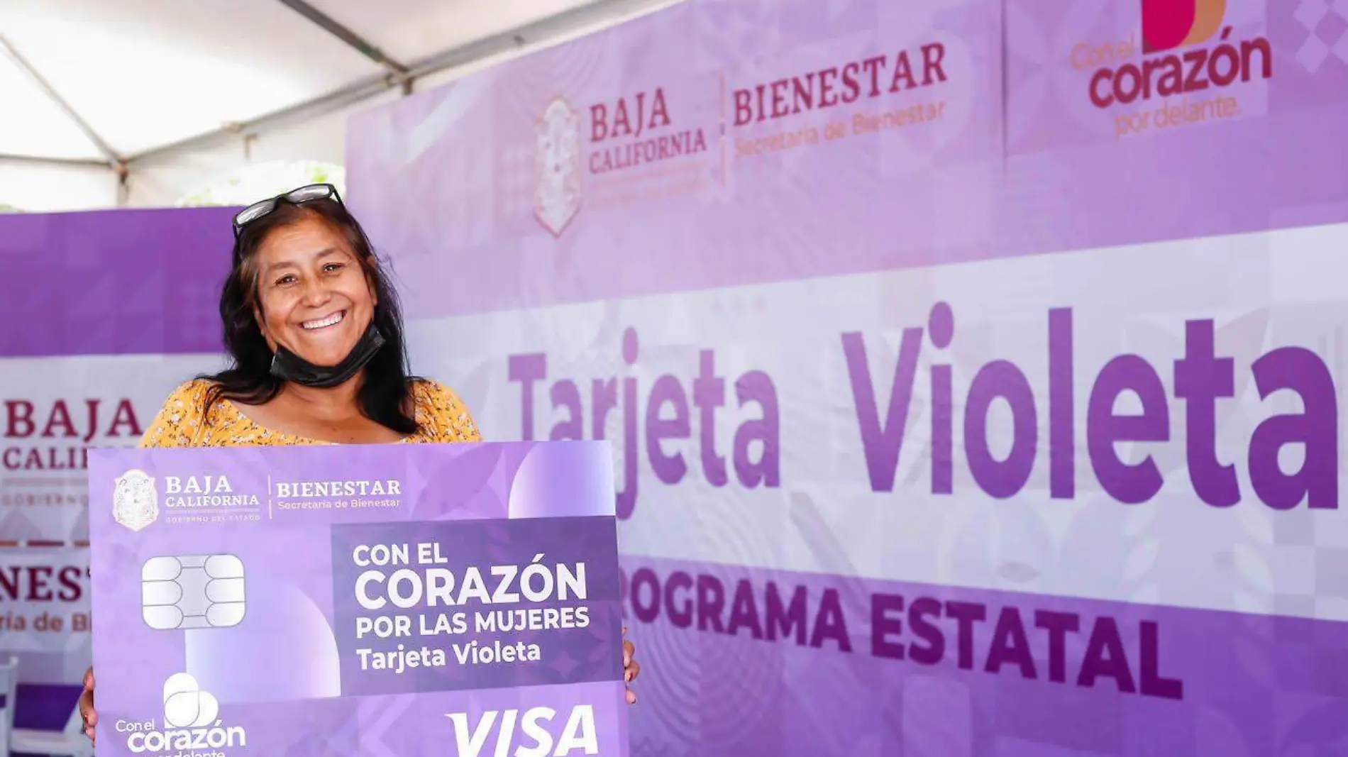 Tarjeta violeta